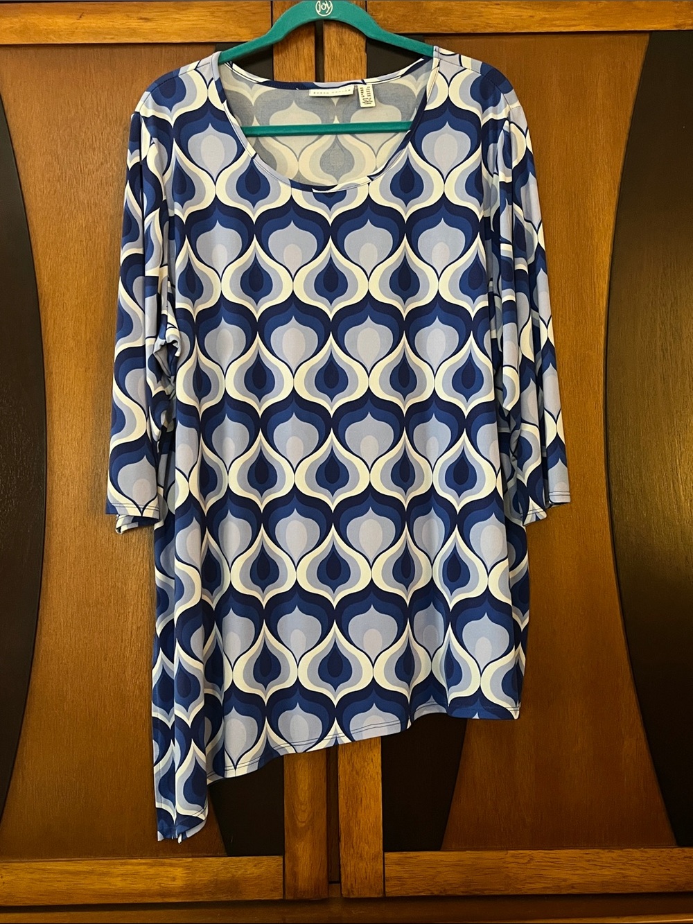 Susan Graver Shades of Blue Geometrical Design Asymmetrical Scoop-Neck Tunic